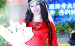 大宅院里的女人